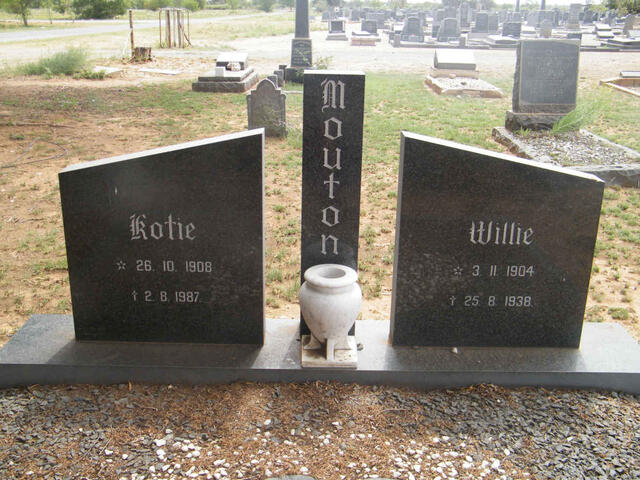 MOUTON Willie 1904-1938 & Kotie 1908-1987