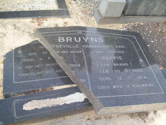 BRUYNS Ni? 1904-19?2 & Bappie BRAND 1909-1974