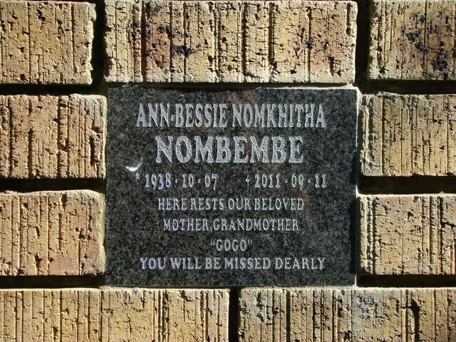 NOMBEMBE Ann-Bessie Nomkhitha 1938-2011