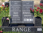 RANGE Frans Daniël 1913-1999 & Petronella Johanna 1921-2008