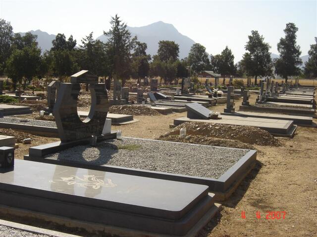 2. Overview of Tulbagh cemetery