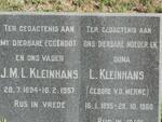KLEINHANS J.M.L. 1894-1957 & L. V.D. MERWE 1895-1980