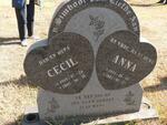 ? Cecil 1919-2005 & Anna 1933-2001
