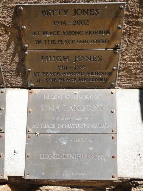 JONES Hugh 1911-1997 & Betty 1914-2002 :: LANGTON Vina 1913-1992 :: HUDSON Lionel 1901-1983