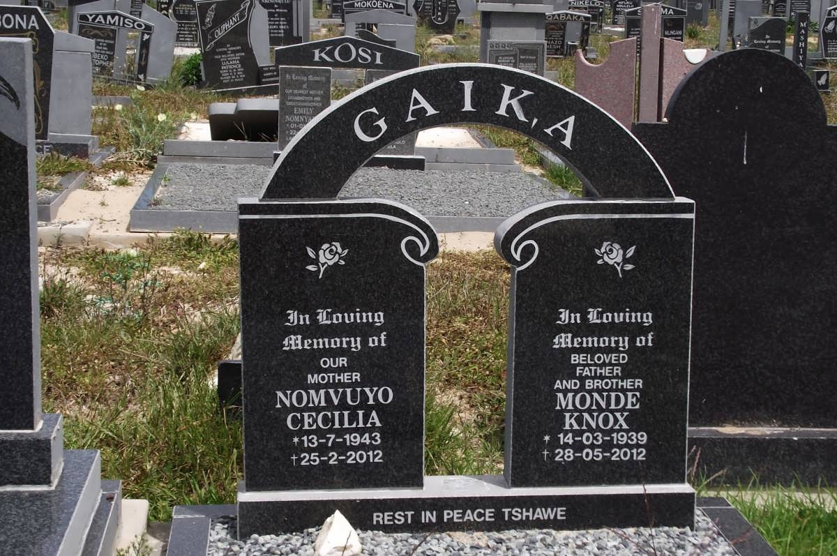 GAIKA Monde Knox 1939-2012 & Nomvuyo Cecilia 1943-2012
