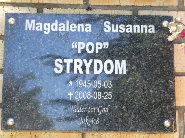 STRYDOM Magdalena Susanna 1945-2008