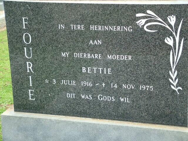 FOURIE Bettie 1916-1975