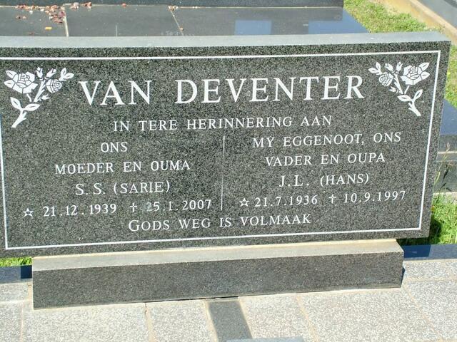 DEVENTER J.L., van 1936-1997 & S.S. 1939-2007