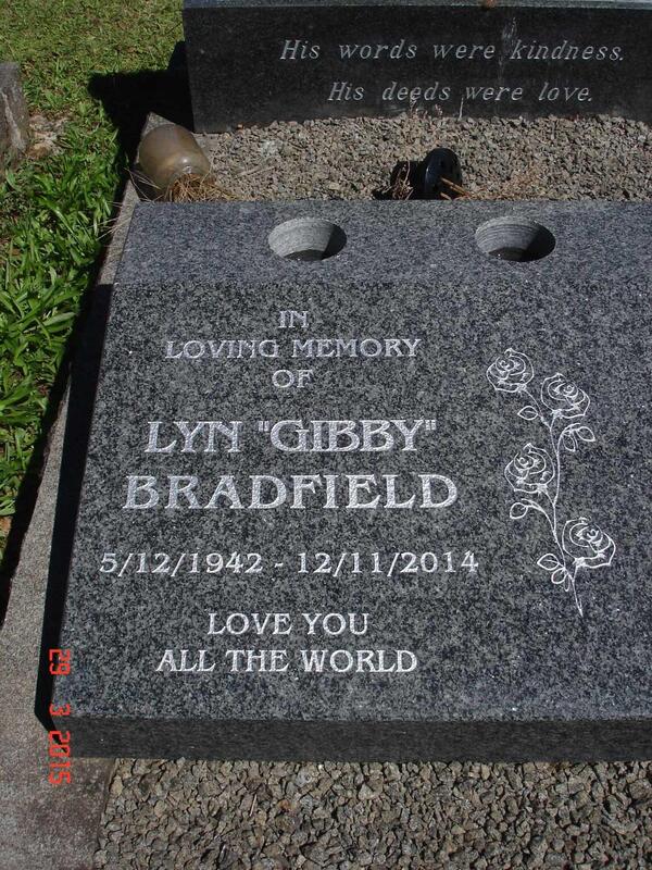 BRADFIELD Lyn 1942-2014