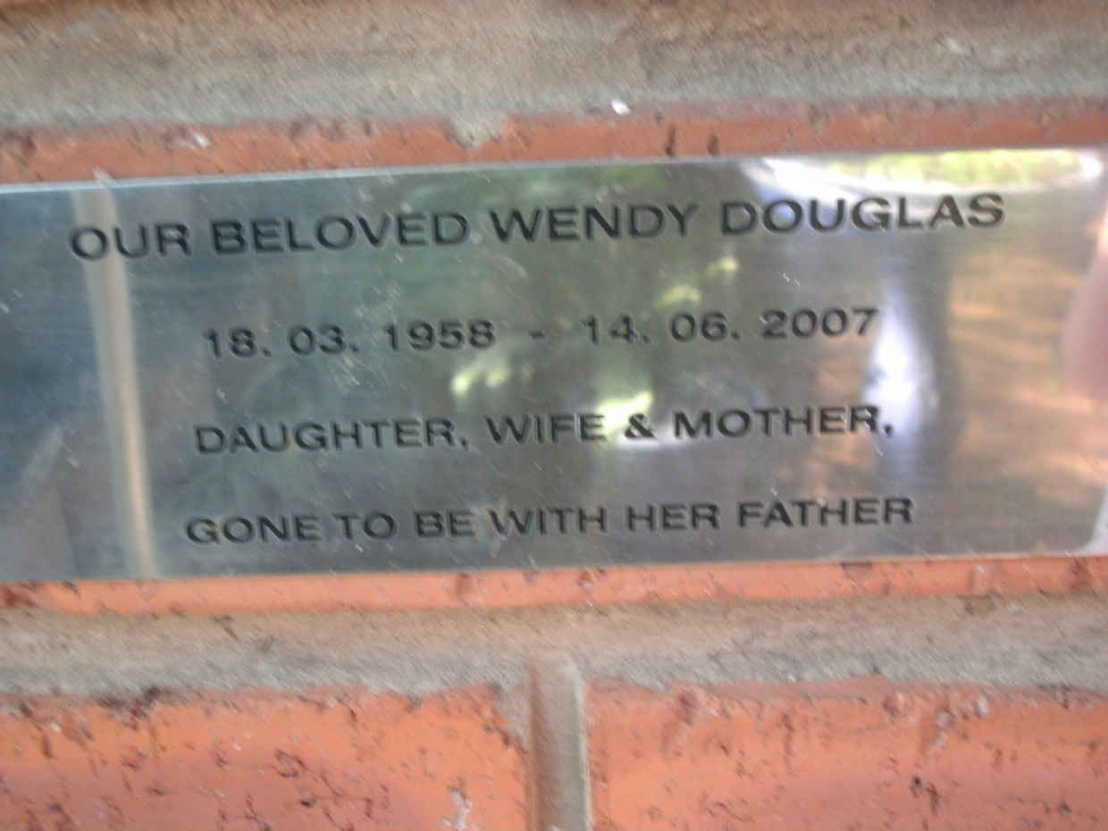 DOUGLAS Wendy 1958-2007