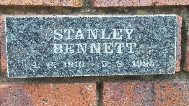 BENNETT Stanley 1910-1995