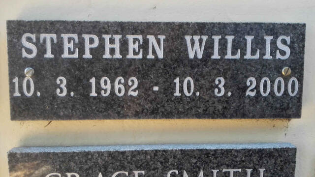 WILLIS Stephen 1962-2000