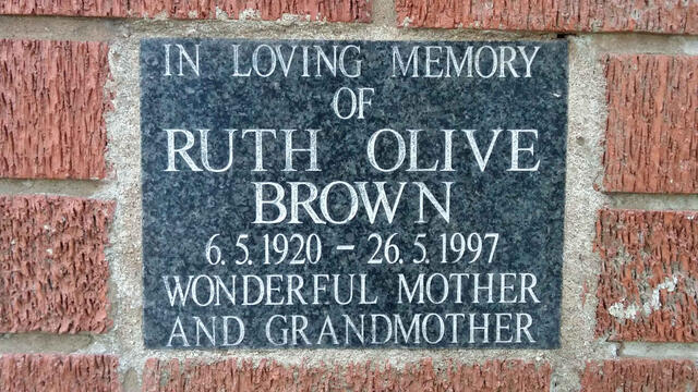 BROWN Ruth Olive 1920-1997