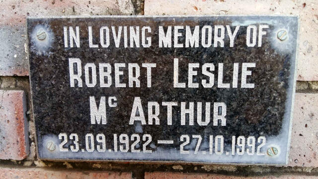 McARTHUR Robert Leslie 1922-1992