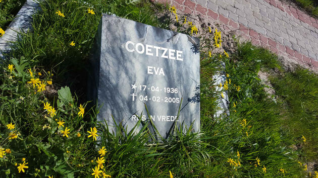 COETZEE Eva 1936-2005