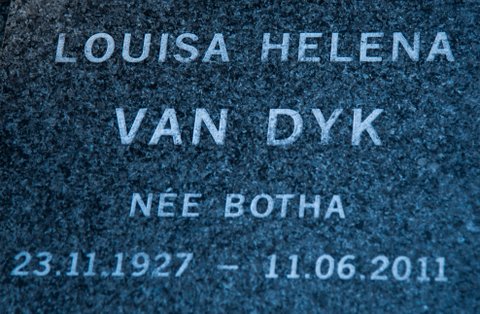 DYK Louisa Helena, van nee BOTHA 1927-2011