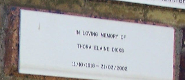 DICKS Thora Elaine 1918-2002