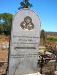 Western Cape, OUDTSHOORN district, Kamanassievallei, Hotoms Kloof 136_1, farm cemetery