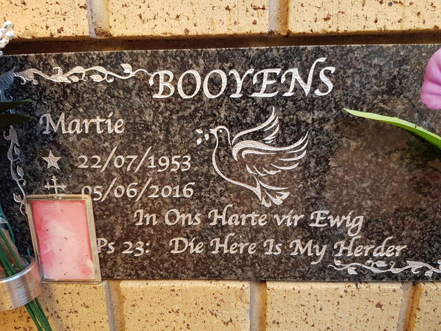 BOOYENS Martie 1953-2016