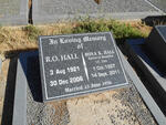 HALL R.O. 1921-2006 & Rona K. 1927-2011
