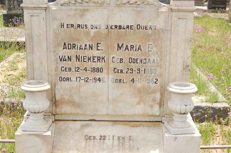 NIEKERK Adriaan E., van 1880-1946 & Maria E. ODENDAAL 1880-1962