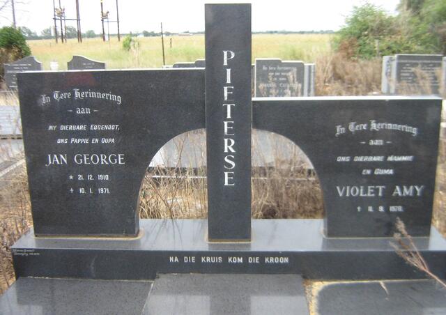 PIETERSE Jan George 1910-1971 & Violet Amy -1978