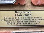 BROWN Betty 1940-2016