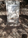 Western Cape, OUDTSHOORN district, Swartberg, Nooitgedagt 30_2, farm cemetery