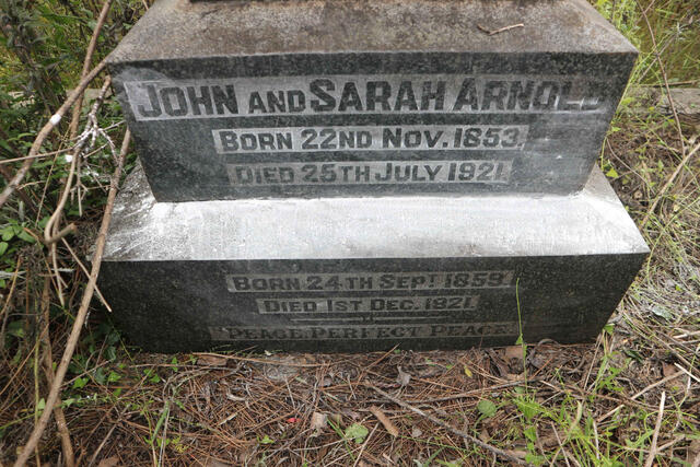 ARNOLD John 1853-1921 & Sarah 1859-1921