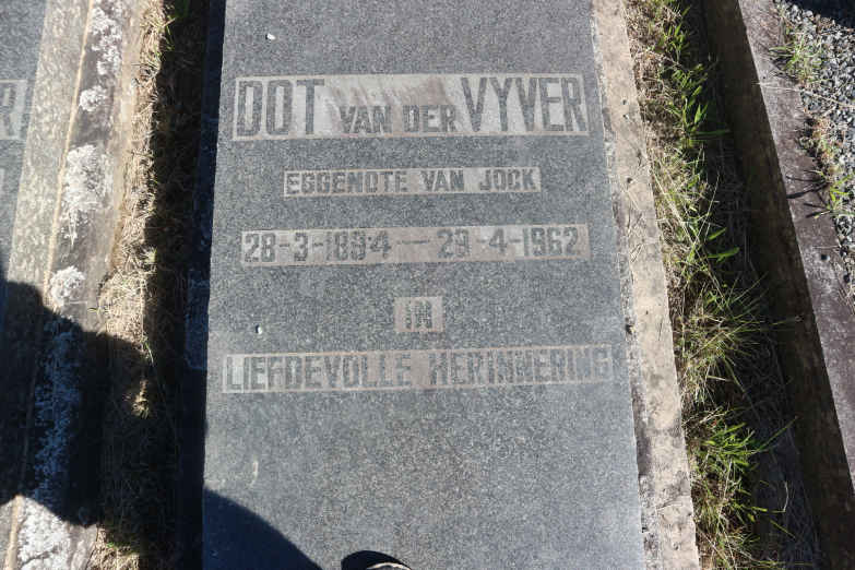 VYVER Dot, van der 1894-1962