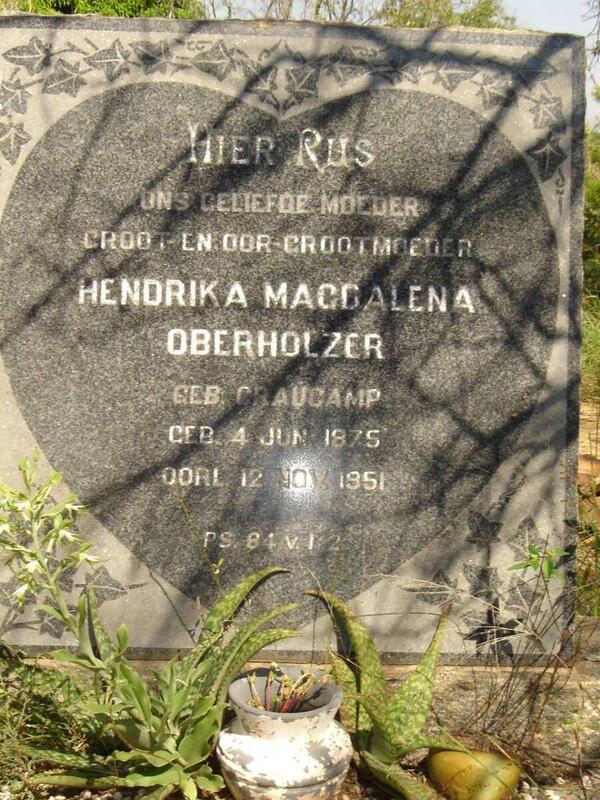 OBERHOLZER Hendrika Magdalena nee CRAUCAMP 1875-1951