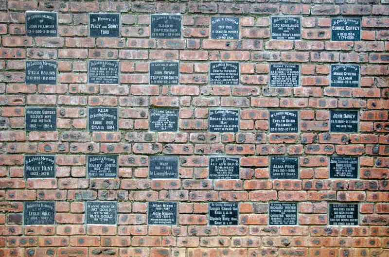 4. Overview / Oorsig Wall of Remembrance