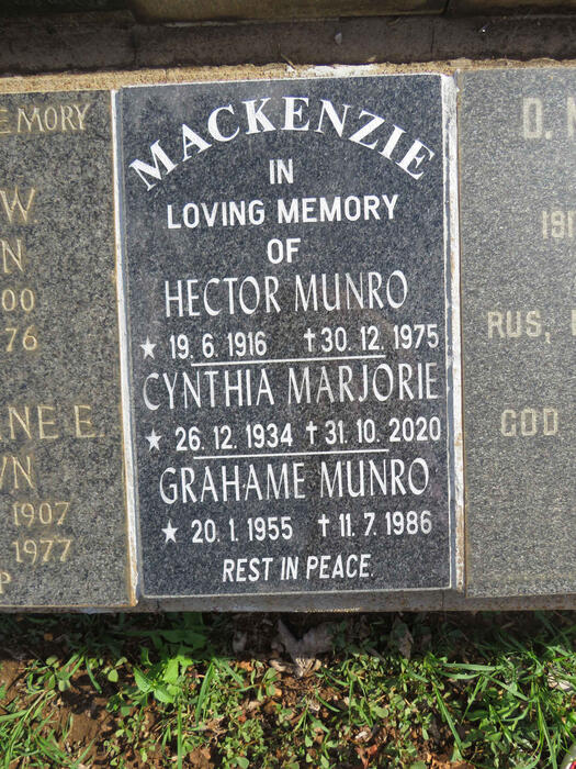 MACKENZIE Hector Munro 1916-1975 :: MACKENZIE Cynthia Marjorie 1934-2020