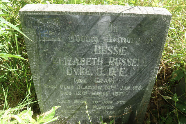 DYKE Elizabeth Russell nee GRAY 1881-1966