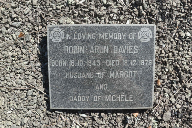 DAVIES Robin Arun 1943-1975