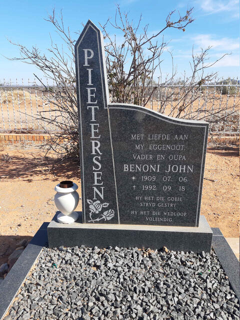 PIETERSEN Benoni John 1909-1992