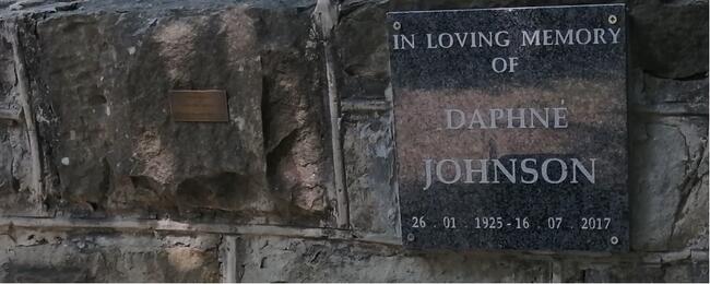 JOHNSON Daphné 1925-2017