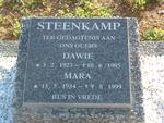 STEENKAMP Dawie 1927-1995 & Mara 1934-1999