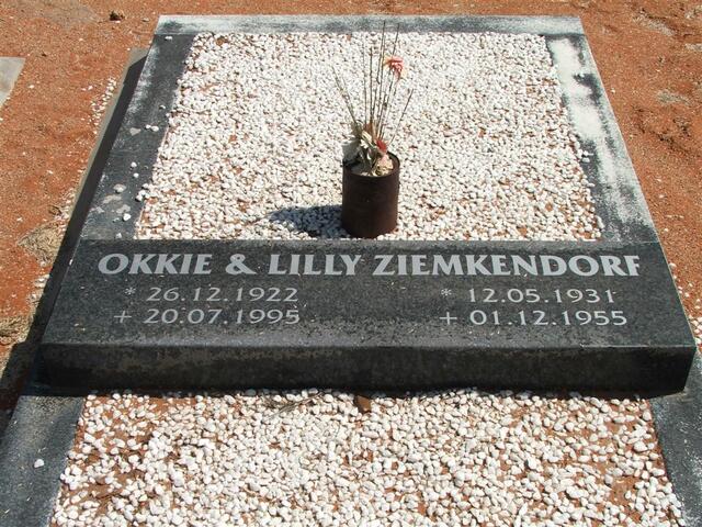 ZIEMKENDORF Okkie 1922-1995 & Lilly 1931-1955