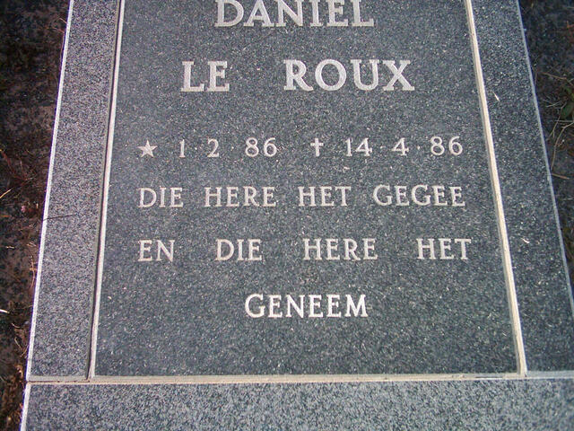 ROUX Daniel, le 1986-1986