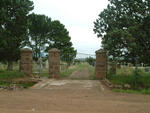 2. Tarkastad cemetery gates
