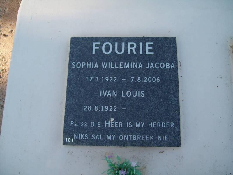FOURIE Ivan Louis 1922- & Sophia Willemina Jacoba 1922-2006