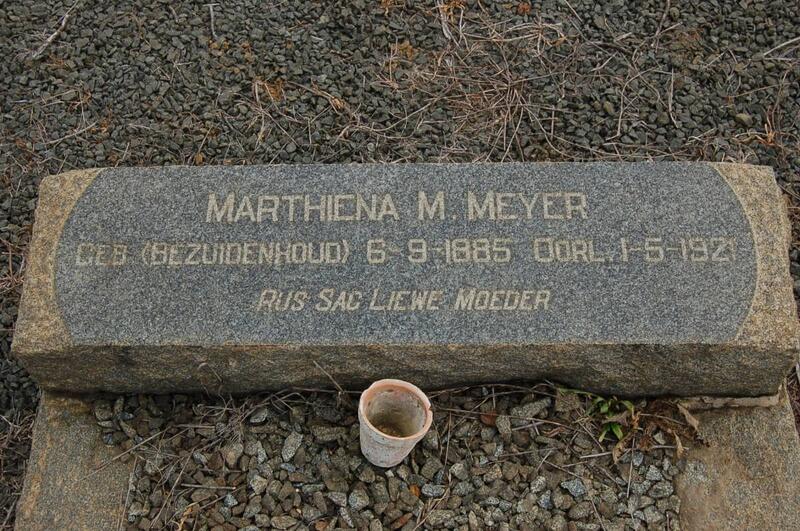 MEYER Marthiena M. nee BEZUIDENHOUD 1885-1921