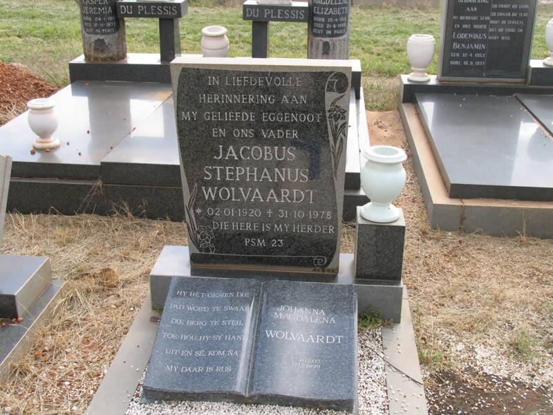 WOLVAARDT Jacobus Stephanus 1920-1978 & Johanna Magdalena 1933-1999