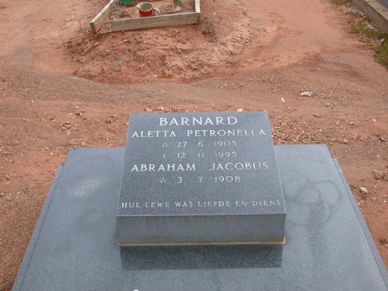 BARNARD Abraham Jacobus 1908- & Aletta Petronella 1905-1995