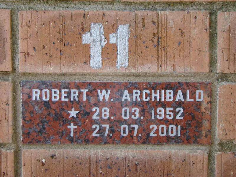 ARCHIBALD Robert W. 1952-2001