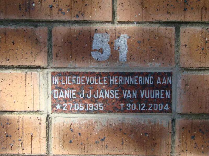VUUREN Danie J.J., Janse van 1935-2004