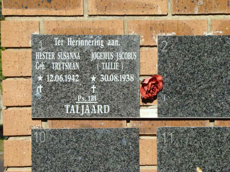 TALJAARD Jogemus Jacobus 1938- & Hester Susanna TRYTSMAN 1942-