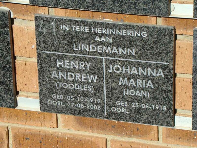 LINDEMANN Henry Andrew 1919-2008 & Johanna Maria 1918-