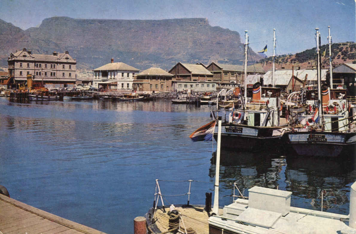 Coaster Basin Cape Town Docks showing Harbour Cafe